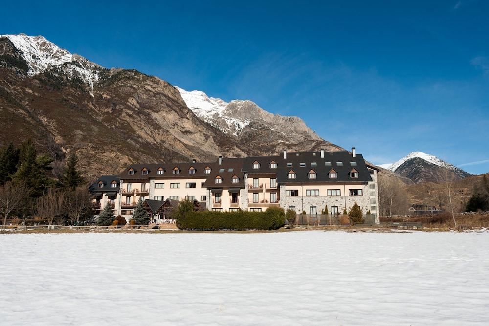 Sommos Hotel Benasque Spa エクステリア 写真