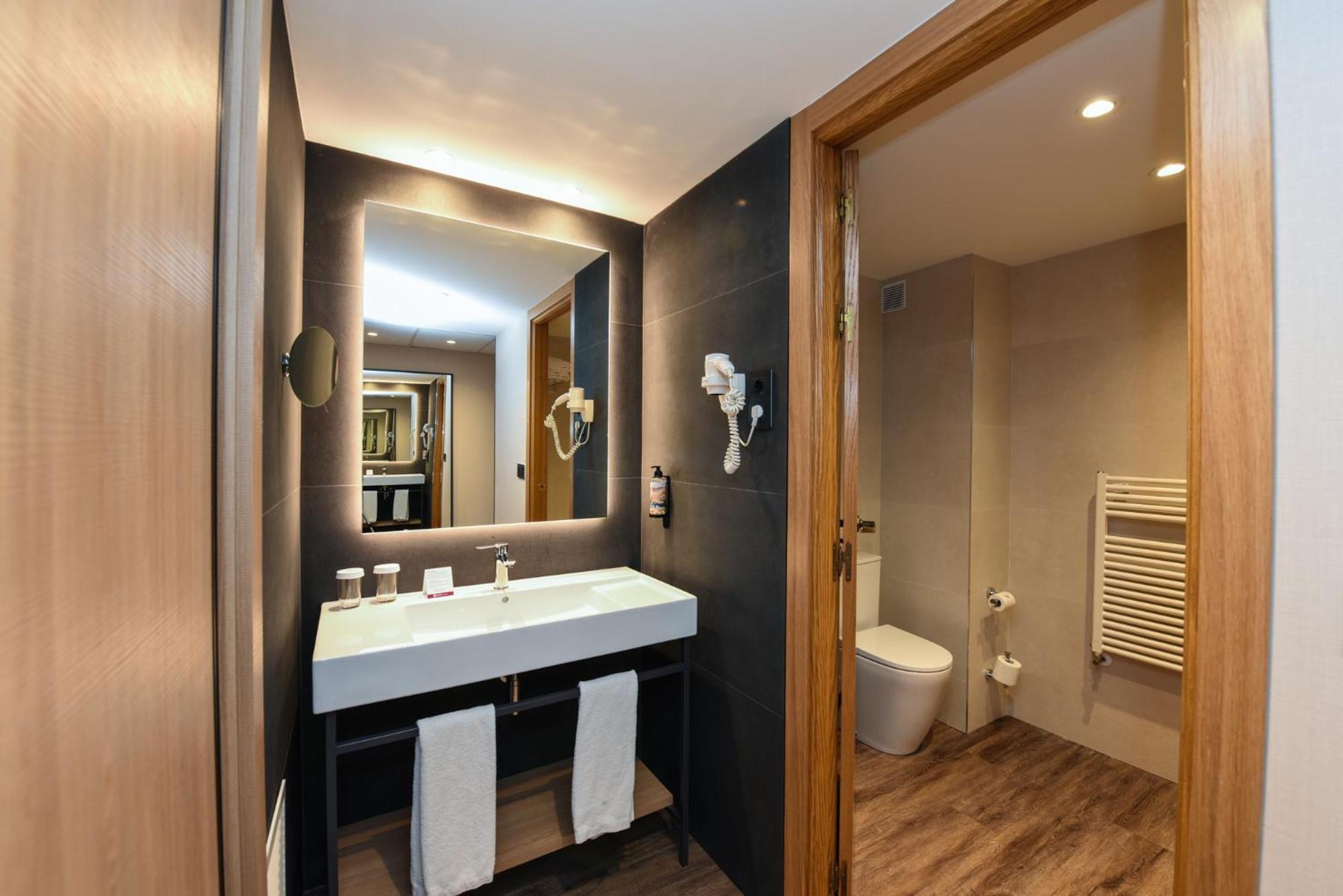 Sommos Hotel Benasque Spa エクステリア 写真