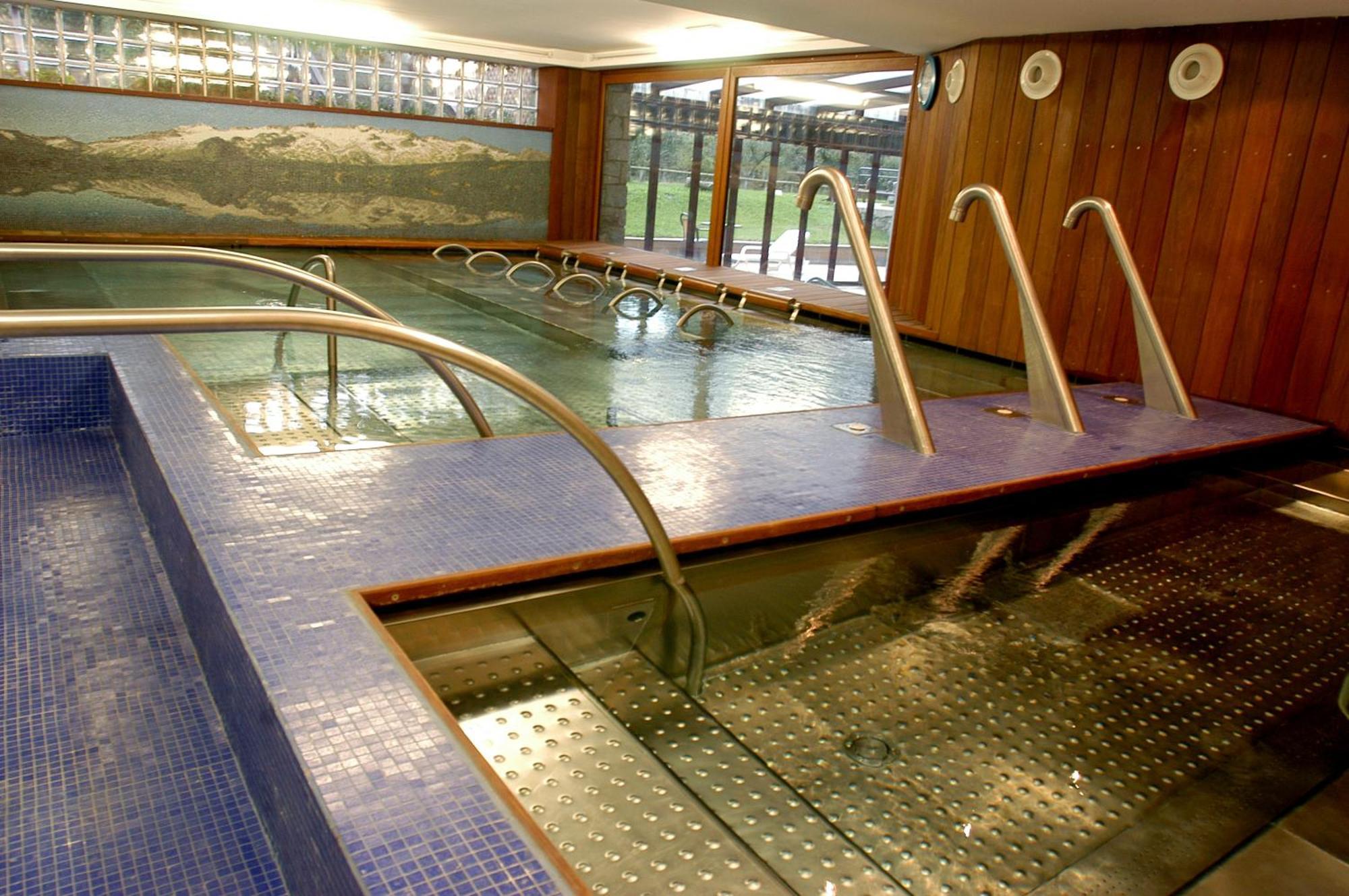 Sommos Hotel Benasque Spa エクステリア 写真