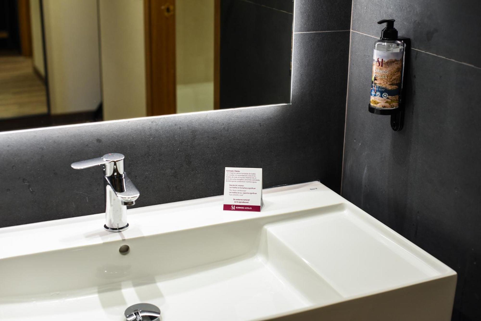 Sommos Hotel Benasque Spa エクステリア 写真
